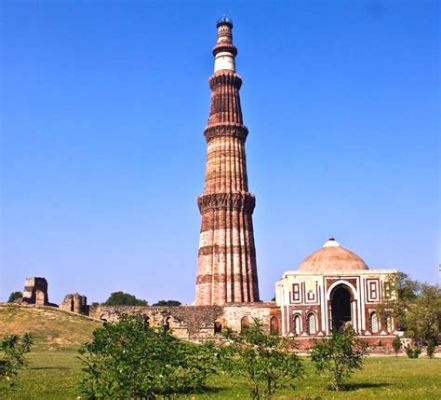 Qutub Minar - โบราณสถานอันโอ่อ่าและสัญลักษณ์แห่งเดลลี!